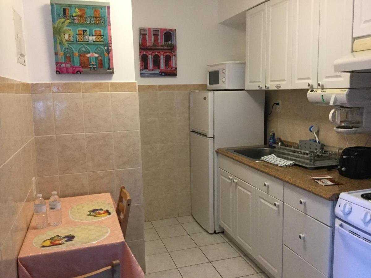 Breakaway Inn Guest House Lauderdale-by-the-Sea ภายนอก รูปภาพ