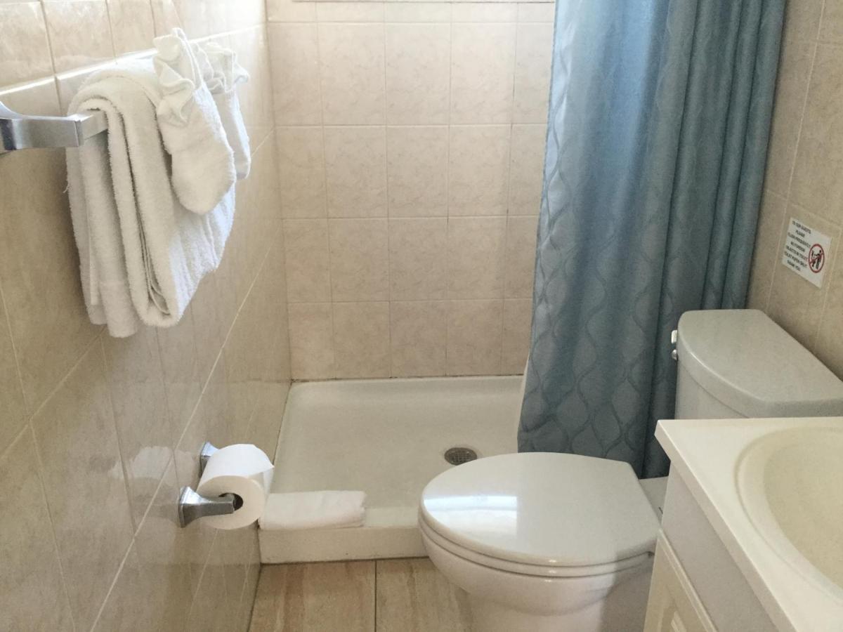 Breakaway Inn Guest House Lauderdale-by-the-Sea ภายนอก รูปภาพ