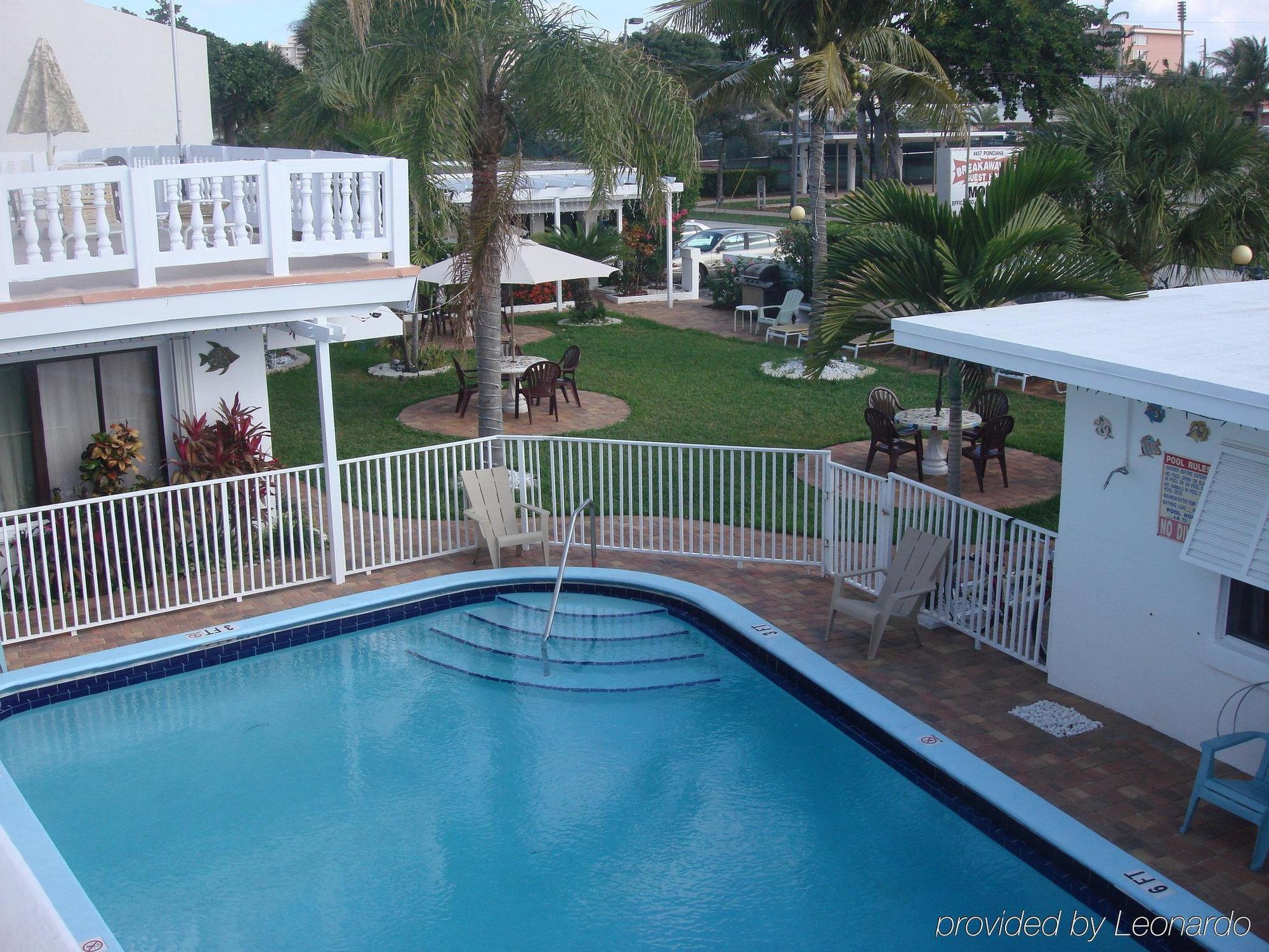 Breakaway Inn Guest House Lauderdale-by-the-Sea ภายนอก รูปภาพ