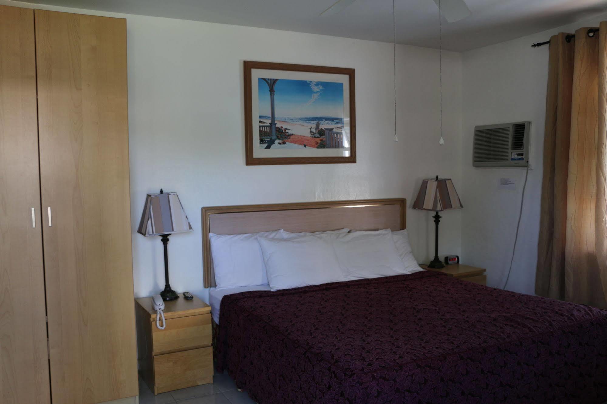 Breakaway Inn Guest House Lauderdale-by-the-Sea ภายนอก รูปภาพ