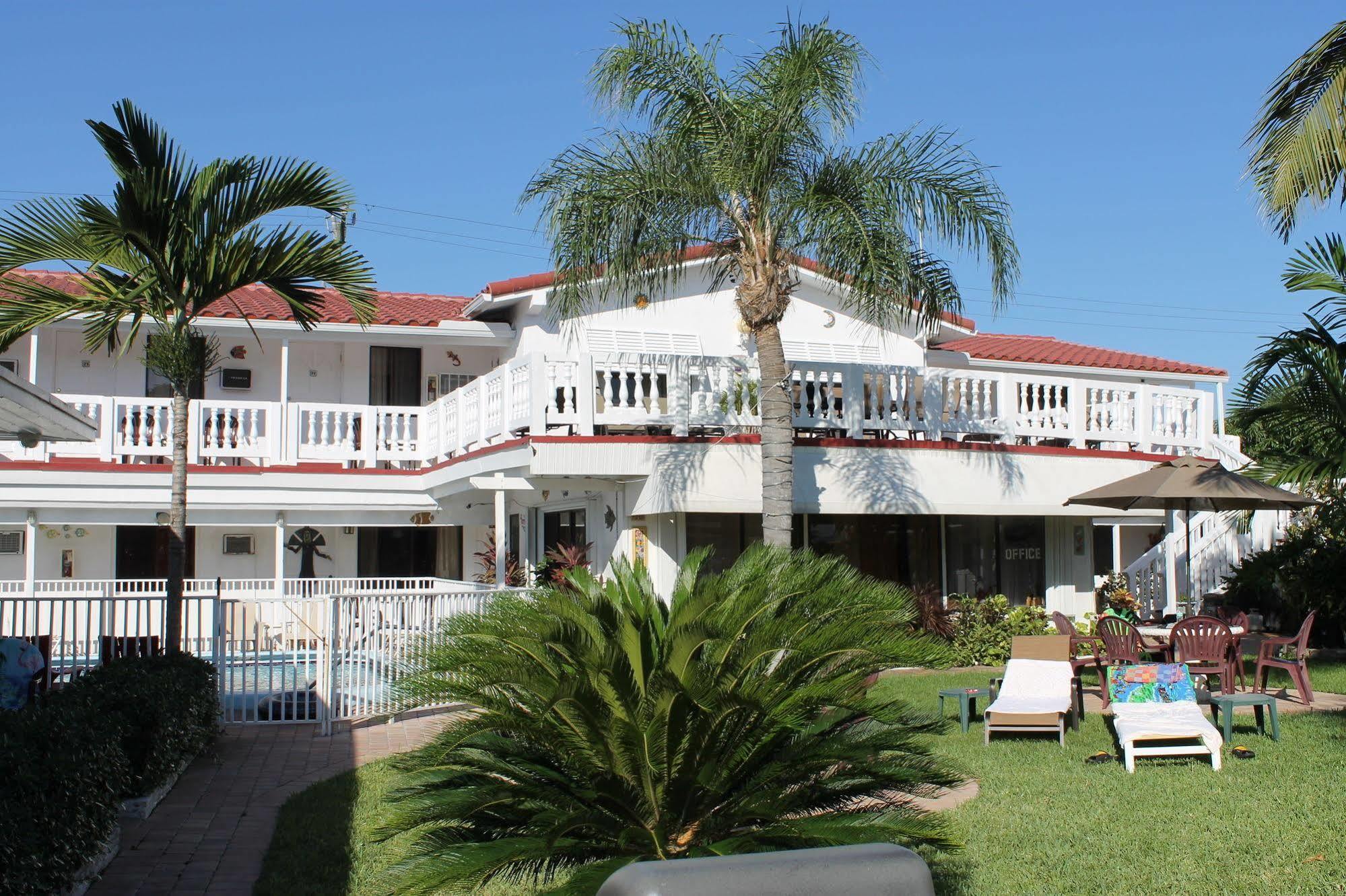 Breakaway Inn Guest House Lauderdale-by-the-Sea ภายนอก รูปภาพ